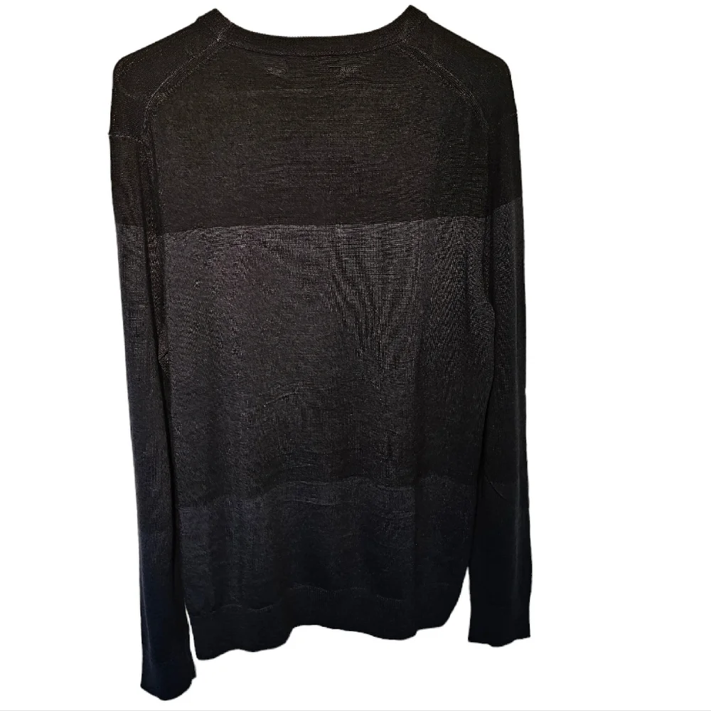 Banana Republic Merino Wool L Colorblock Sweater Black Grey